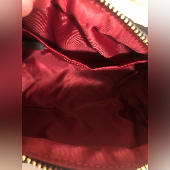 Authentic CHANEL Black Quilted Caviar Restyled Makeup Bag to Shoulder/Crossbody - Picture 12 of 15